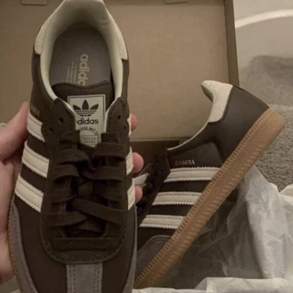 adidas Samba OG Mens Womens Sneakers Brown Putty Grey - Picture 2 of 3